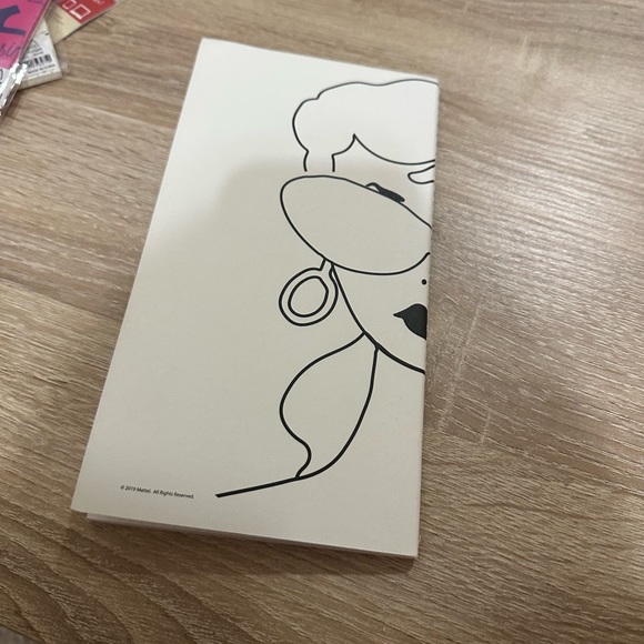 Barbie Notebook - Picture 4 of 5